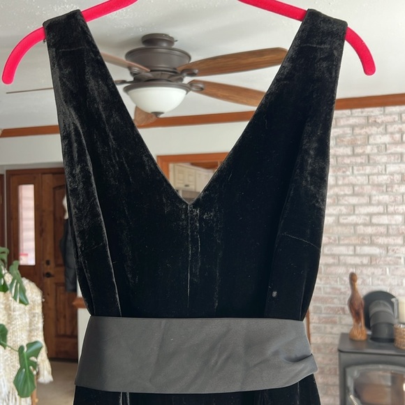 J.Crew V-neck Wide-Leg Velvet Jumpsuit Size 10P - Picture 6 of 13